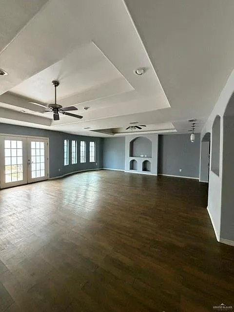4 bed, 2.0 bath, 2246 sqft, $1,900 — Photo 4