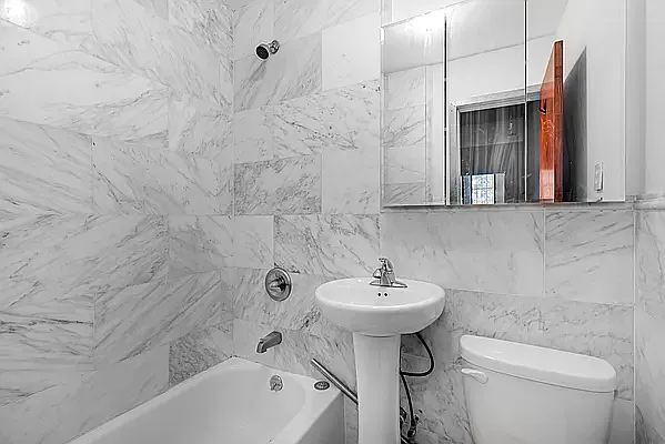 Rented by Compass | media 4
