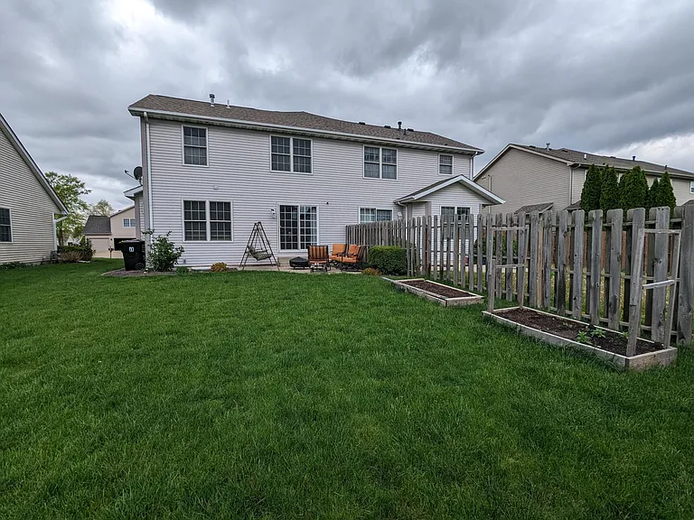 1196 Onyx Ln — Photo 22