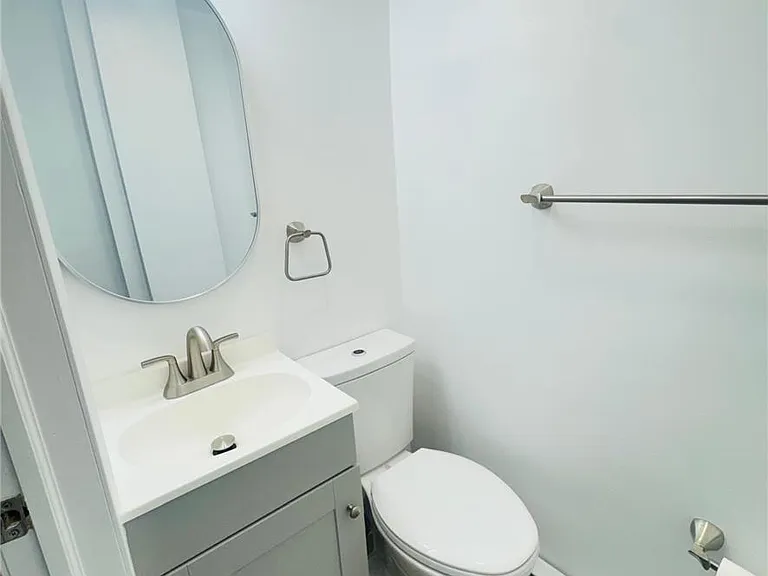 622 Cleveland St — Photo 11