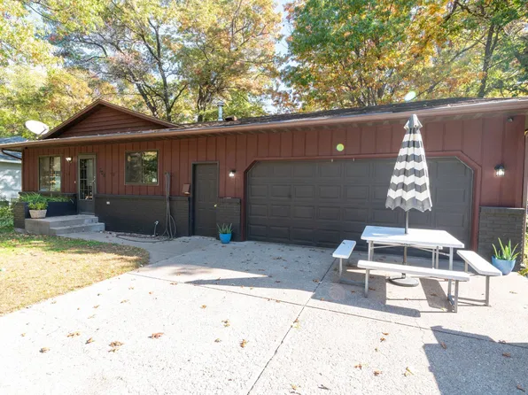 908 9th St NE, Little Falls, MN 56345