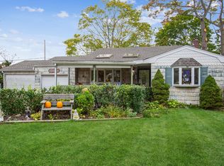 80 Terry Rd, Sayville, NY 11782