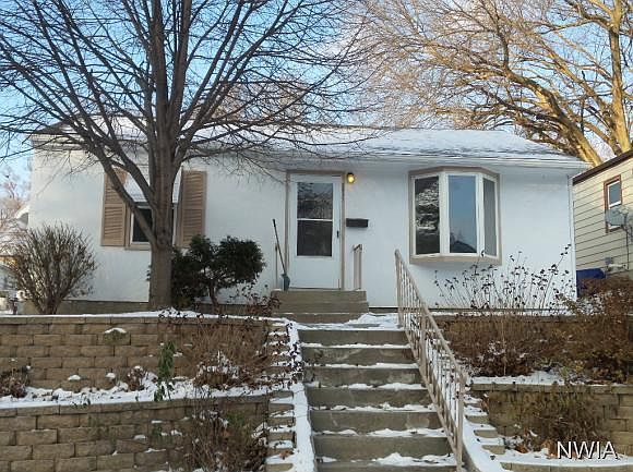 1st image of 2917 Garretson Ave
