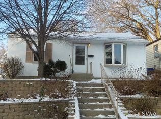 2917 Garretson Ave, Sioux City, IA 51106