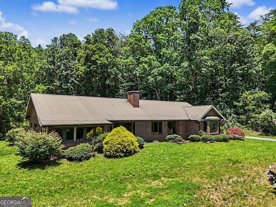 1st image of 1624 Bettys Creek Rd