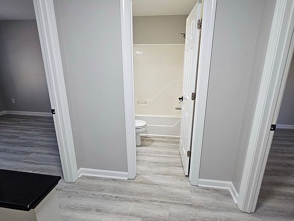 4th image of 4701-4733 Fairway Dr #4723