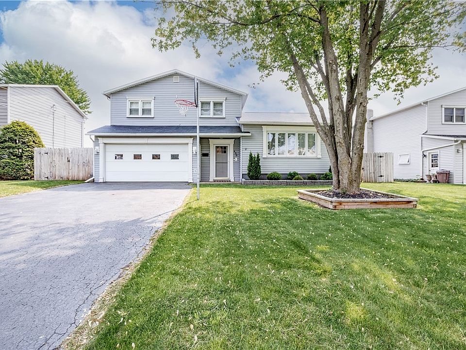 1st image of 430 Jewell Dr