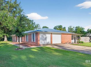 10045 Longview Dr, Foley, AL 36535