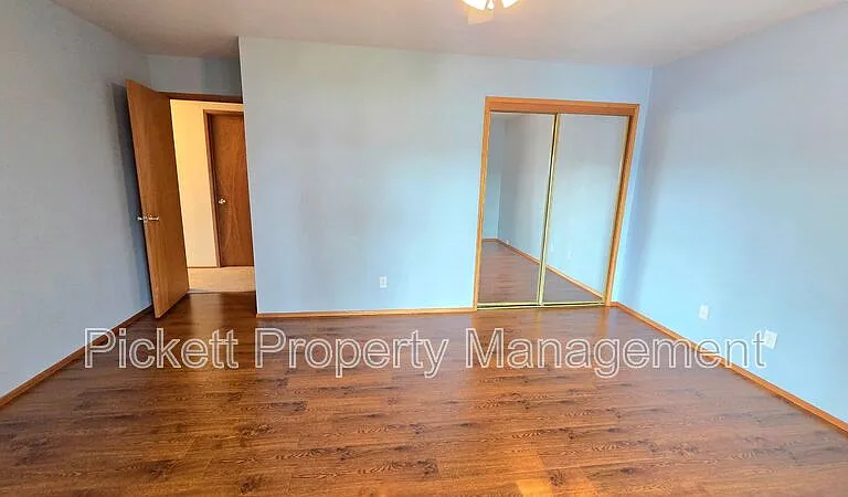 8671 Silverdale Way NW — Photo 16