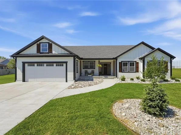 15928 E Cogan Ln, Independence, MO 64050