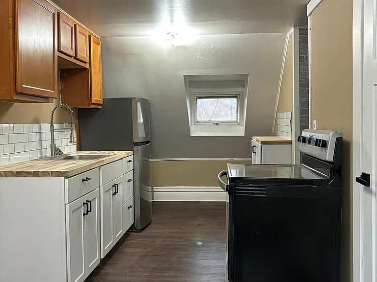 1309 Wells Pl #2 — Photo 15