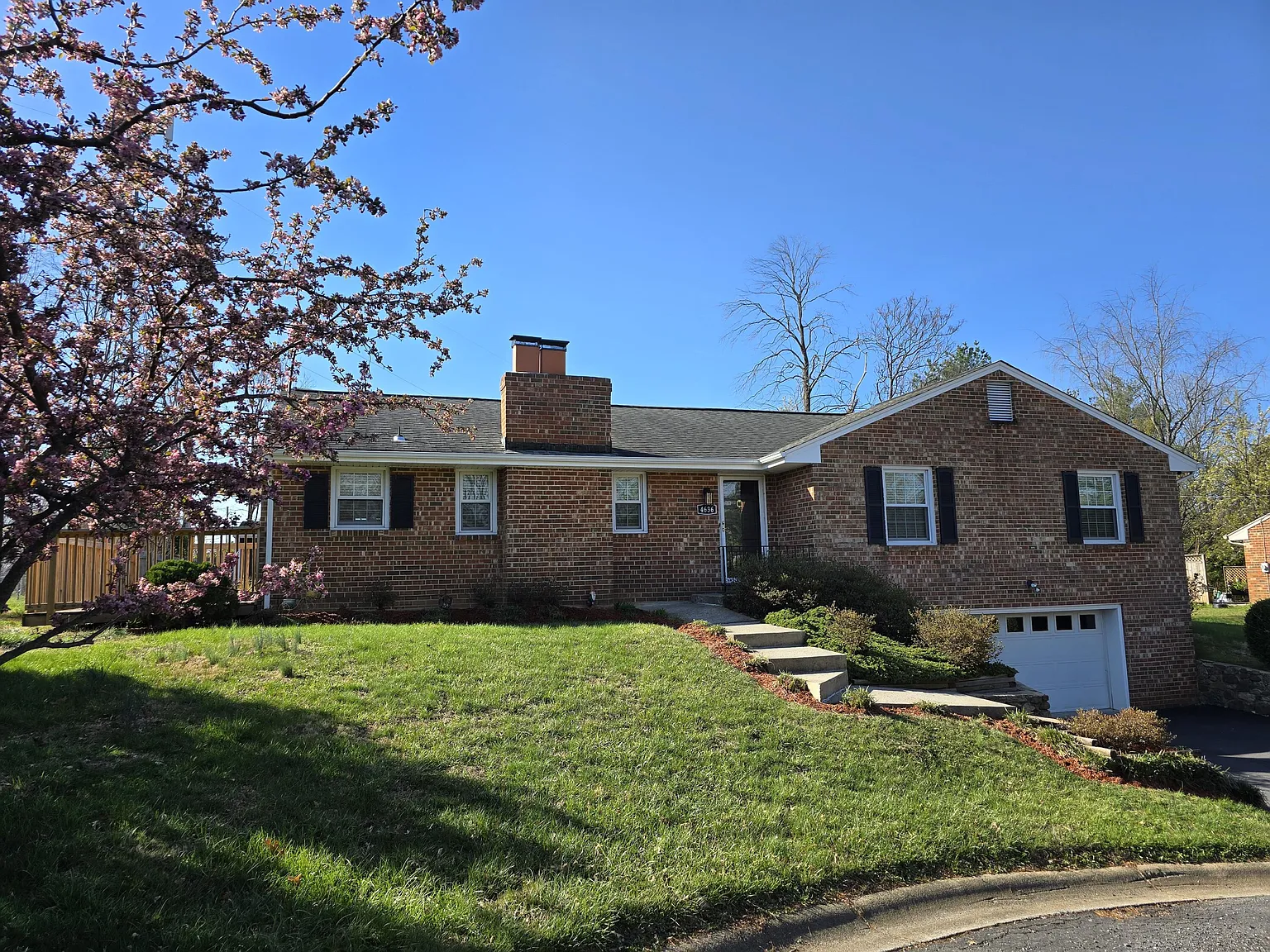 4636 Foxhall Cir photo 1