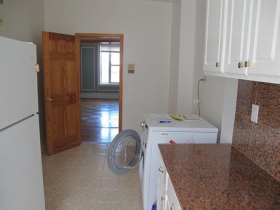 5th image of 4508 40th St APT B43