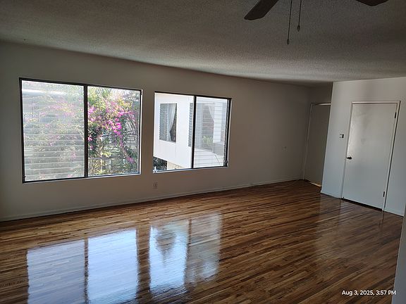 3rd image of 7920 Selma Ave APT 9