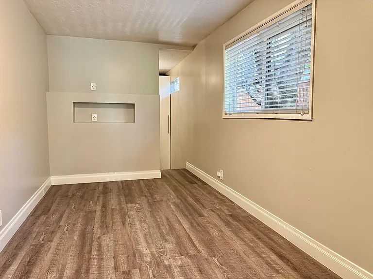 1145 E Princeton Ave #2 — Photo 20