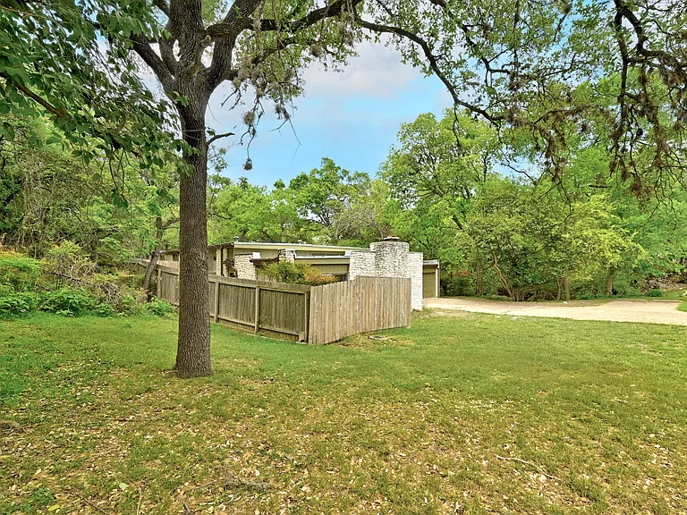 6202 Laurel Valley Dr #B — Photo 22