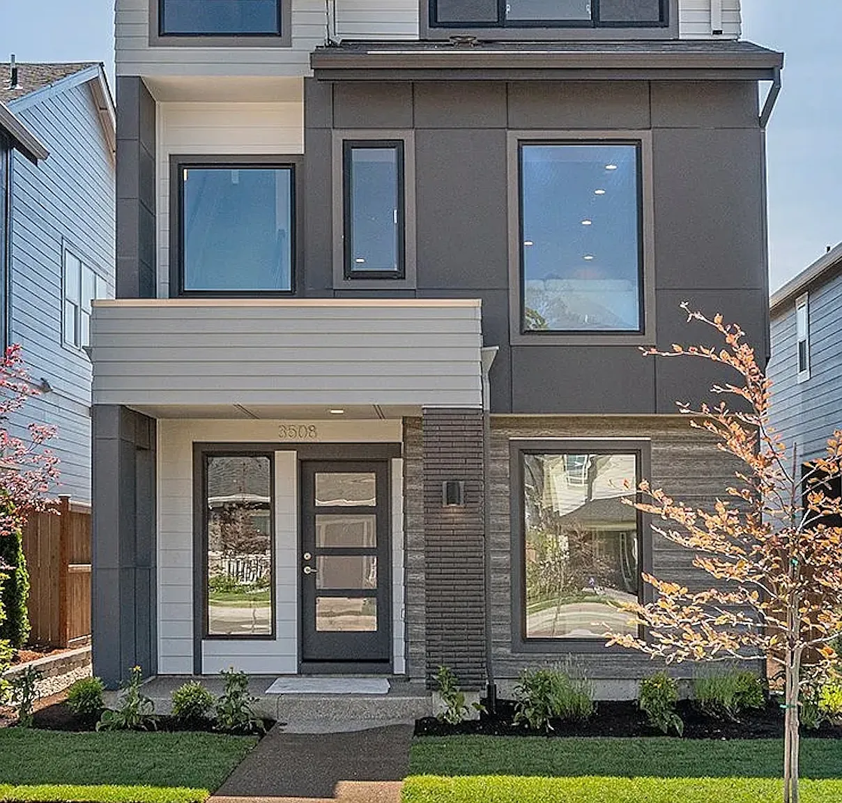 3 bed, 2.5 bath, 1800 sqft, $2,800 — Photo 1