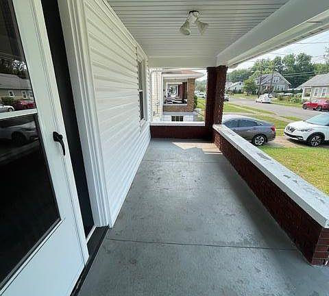 2nd image of 516 Colorado Ave