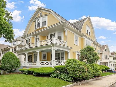 52 Powder House Blvd #2, Somerville, MA, 02144