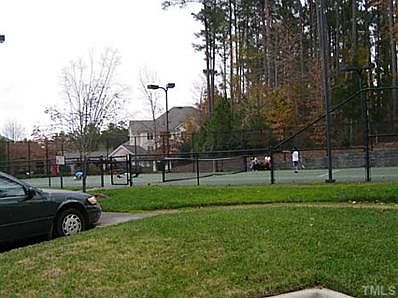 4th image of 923 Providence Glen Dr