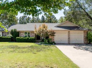 4 E Debra Cir, Augusta, KS 67010