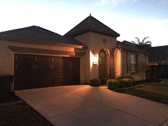 2nd image of 10370 Gilliam Dr