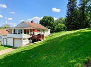 471 Aspen Ln, Tarentum, PA 15084