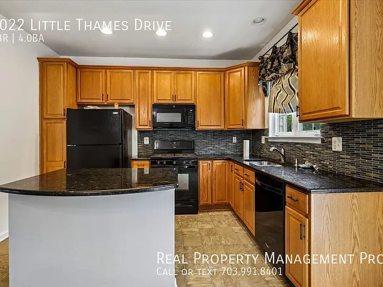 7022 Little Thames Dr — Photo 12