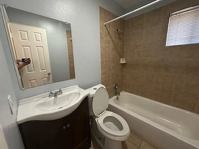4905 Kashmere St #4907A — Photo 6