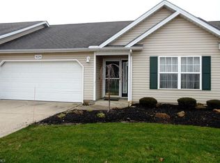 4024 Mallard Bay Dr APT 28, Perry, OH 44081