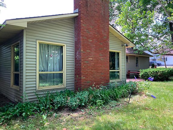 back view of family room and back yard