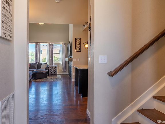 4th image of 16012 Village Cir