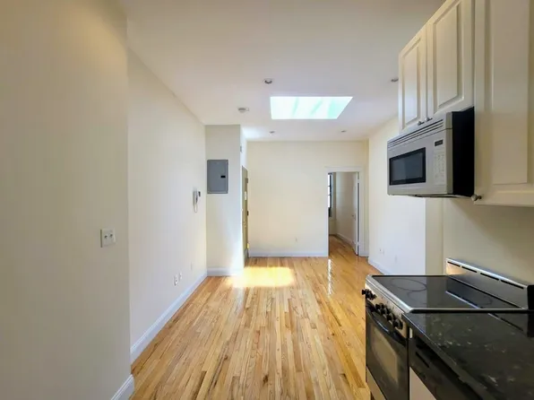 42 West 65th Street image 1 of 7