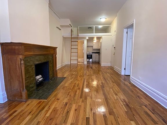 2nd image of 36 W 75th St APT 3A