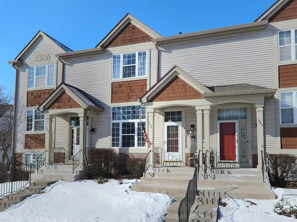 1644 Apple Tree Ln, West Chicago, IL 60185