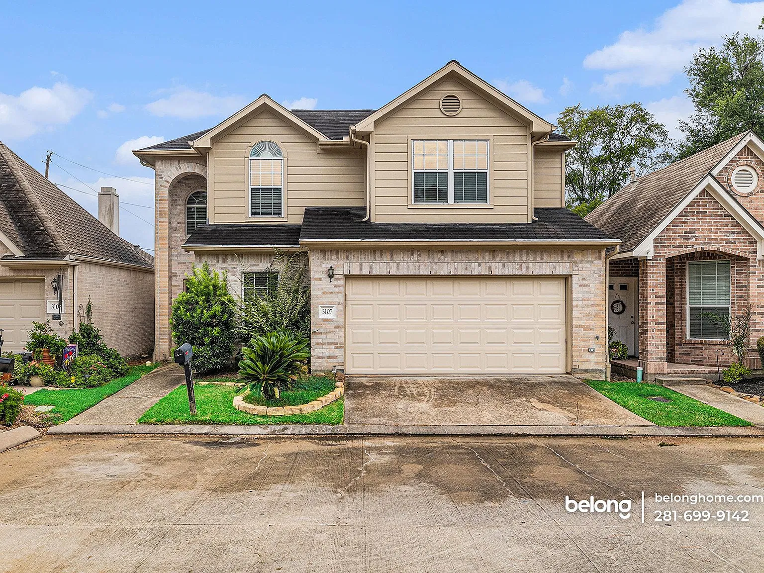 4 bed, 2.5 bath, 2030 sqft, $2,045 — Photo 1