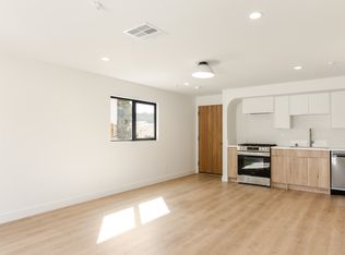 2845 1/2 Marsh St, Los Angeles, CA 90039