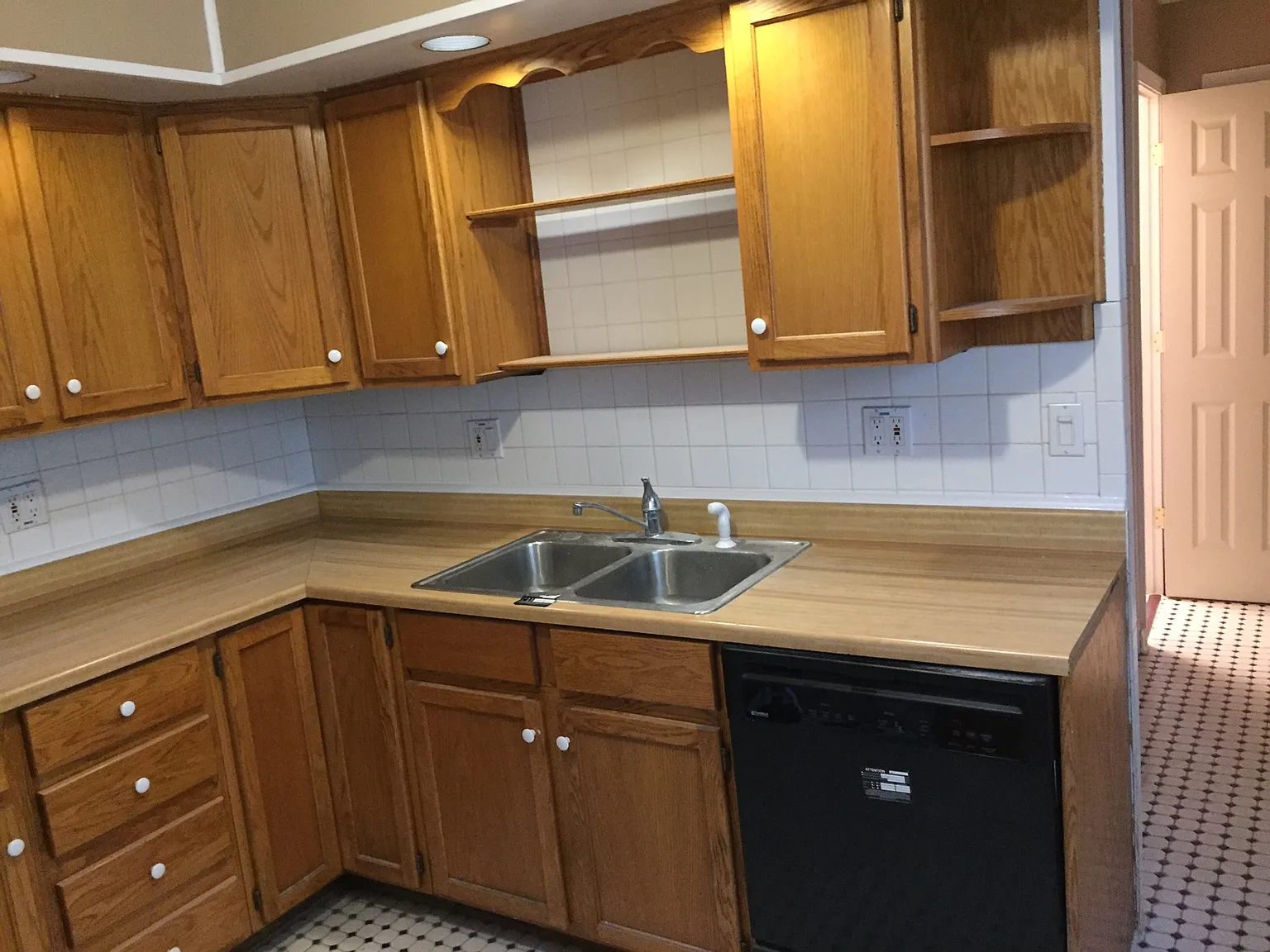 1808 E Sauk Trl photo 1