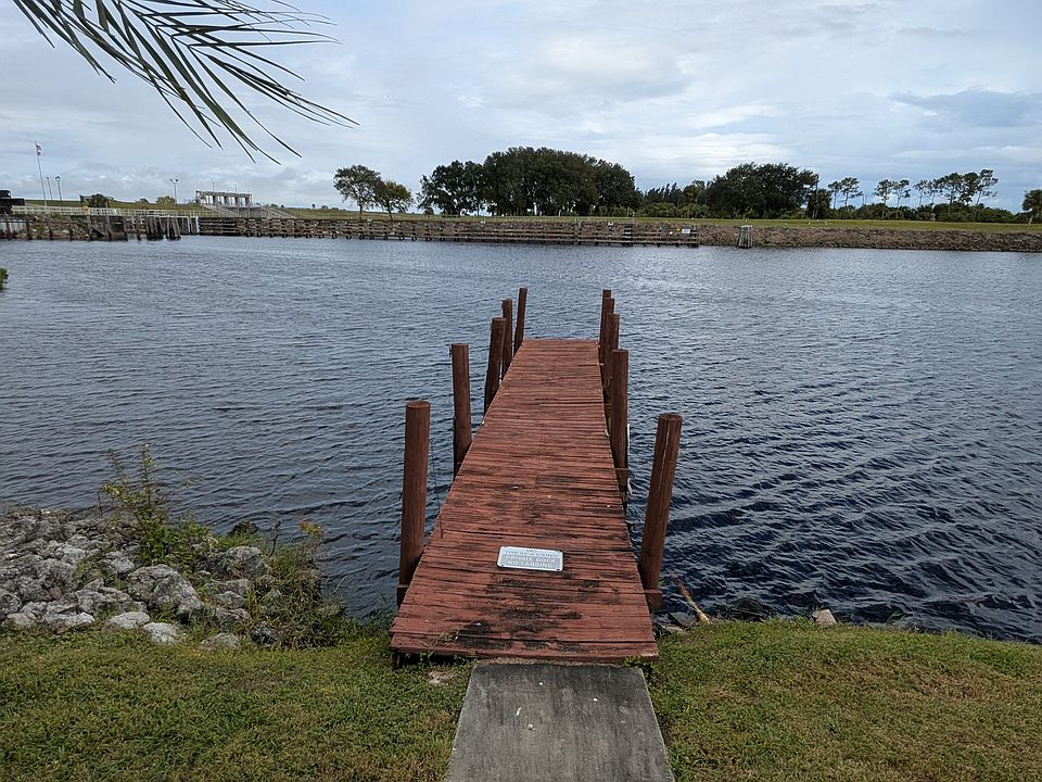 1st image of 847 Yacht Club Way