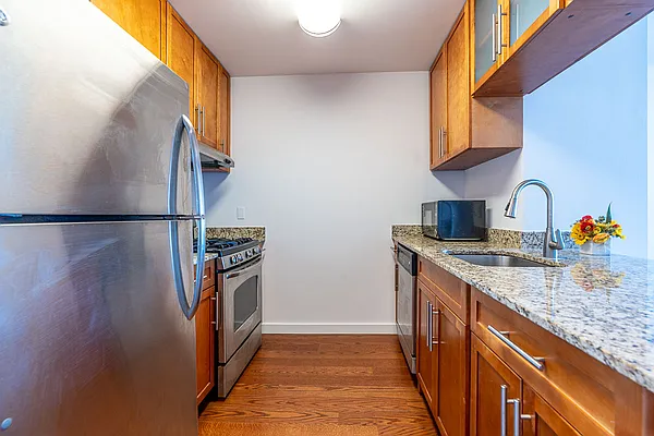 Rented by Century Homes Realty Group LLC | media 8