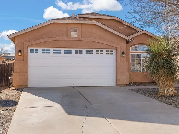 6928 Skylar Dr NE, Rio Rancho, NM 87144