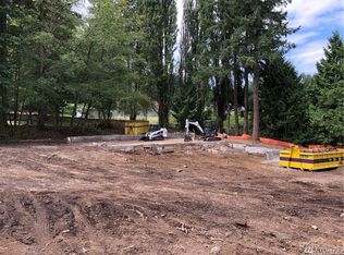 6450 NE 202nd St, Kenmore, WA 98028