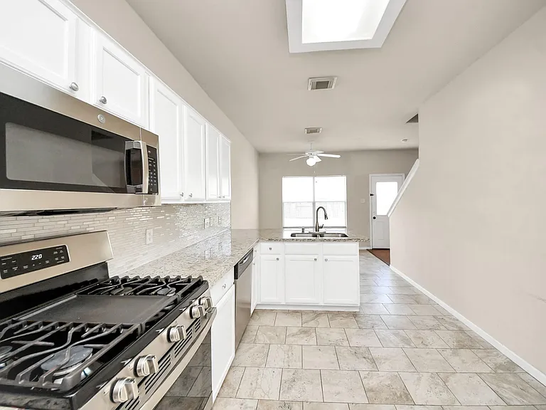 19439 Juniper Vale Cir — Photo 36