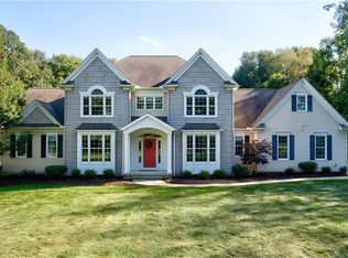 11445 Bartholomew Rd, Chagrin Falls, OH 44023