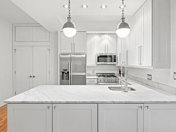 5th image of 176 Broadway APT 11F