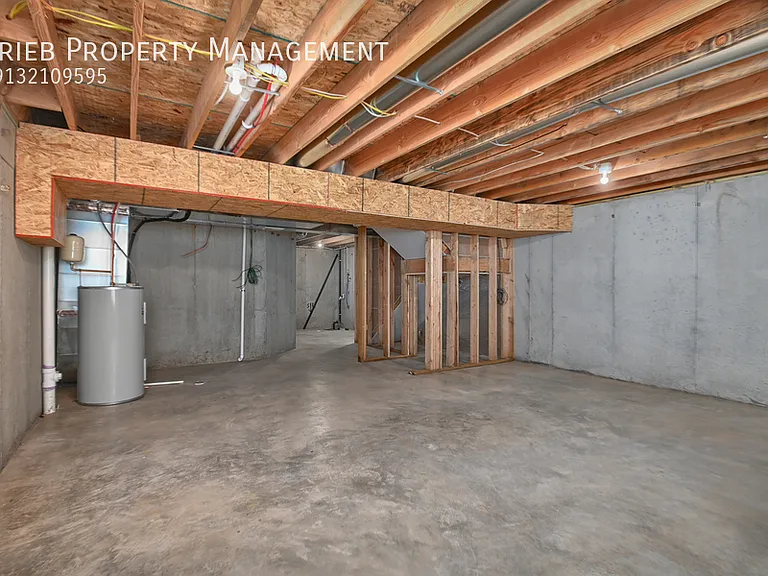 10328 Farrow Ave #6 — Photo 29