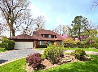 910 N Prospect Ave, Park Ridge, IL 60068