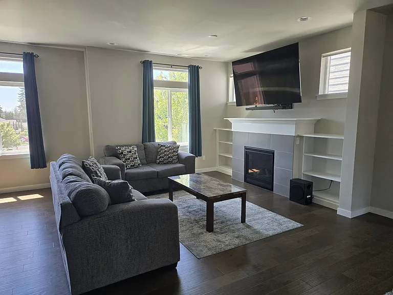 634 NW Gardenia Way — Photo 8