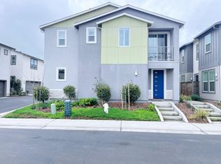 9918 Del Surf Ln, Elk Grove, CA 95757