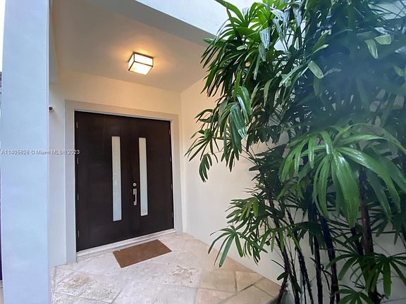 3rd image of 3070 Shipping Ave #3070